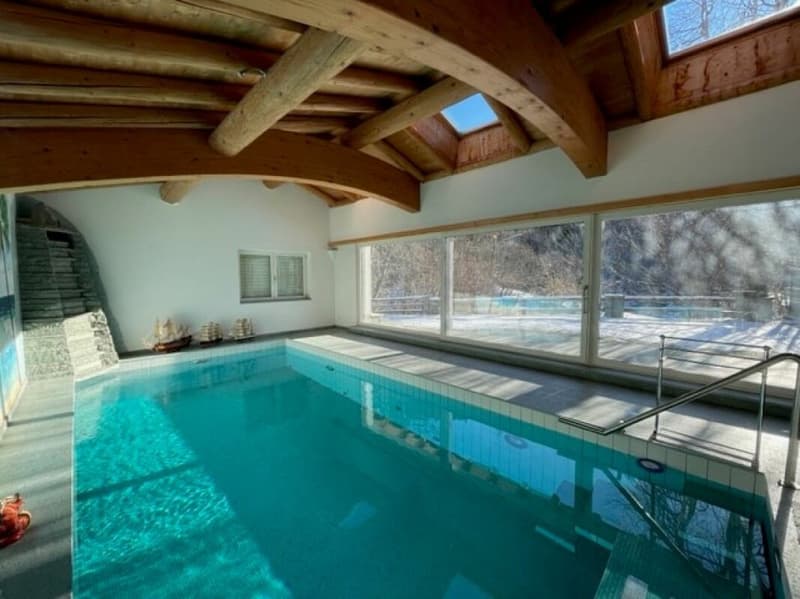 Exklusive Rückzugsoase in Klosters - Alpine Villa mit Stil (8)