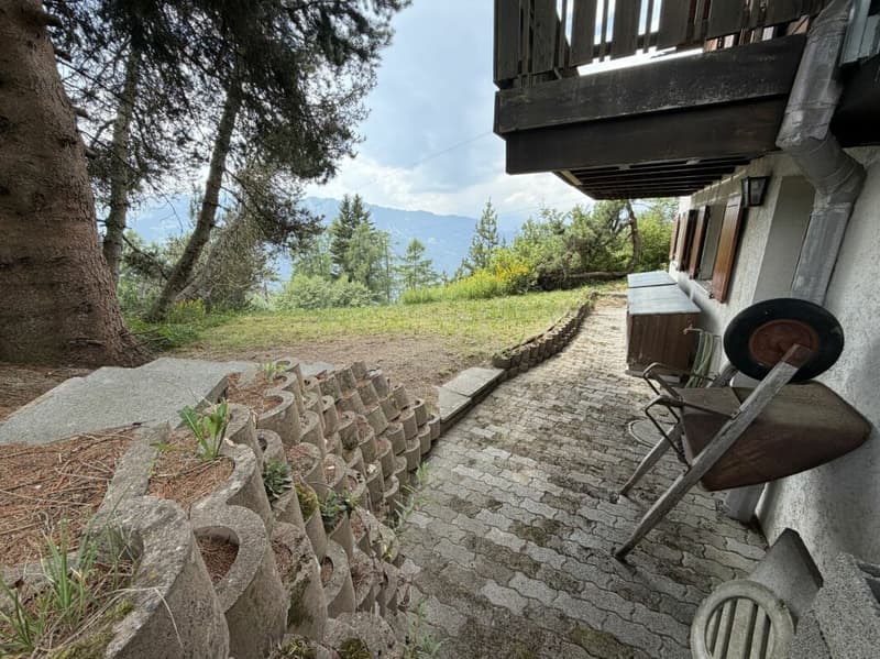 Ferienhaus mit Charme, Ruhe und Weitblick im Domleschg (17)
