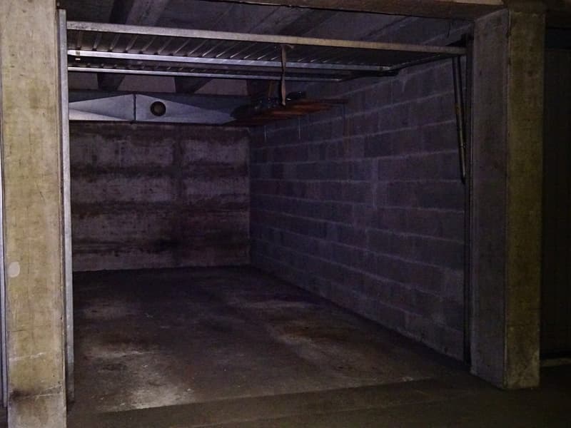 5004.80_-_Box_-_Garage_Bernex.JPG