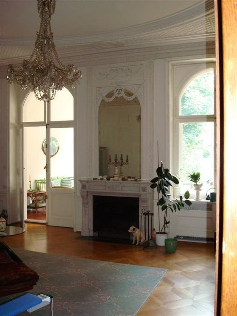 Stilvolle 3-Zimmer-Altbauwohnung mit wunderschönem Garten (10)