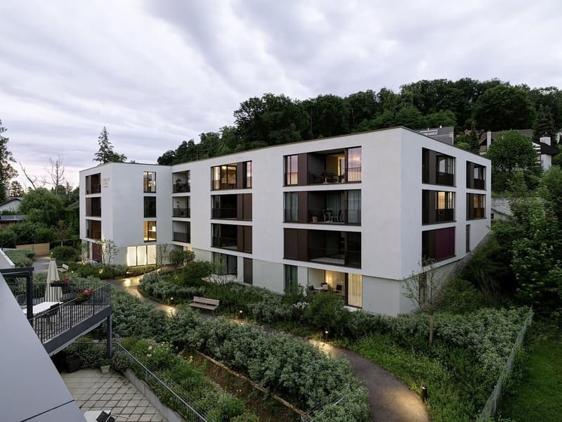 Einstellhallenplätze in Oberwil zu vermieten (2)
