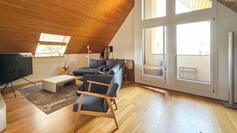 6.5-Zimmer-Maisonettewohnung mit Cheminée und zwei Balkonen in Riehen (5)