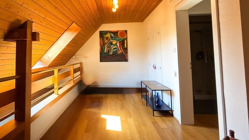 6.5-Zimmer-Maisonettewohnung mit Cheminée und zwei Balkonen in Riehen (8)