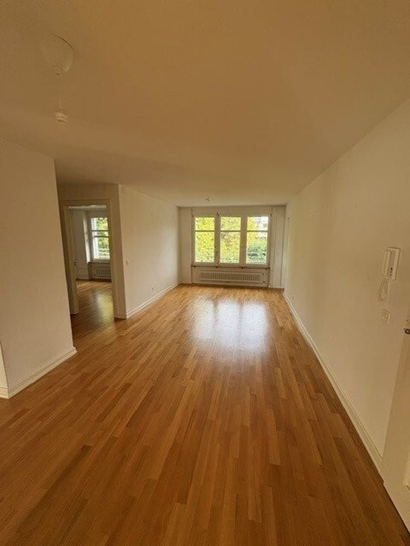 Helle 4-Zimmerwohnung im 2. OG mit Balkon (9)