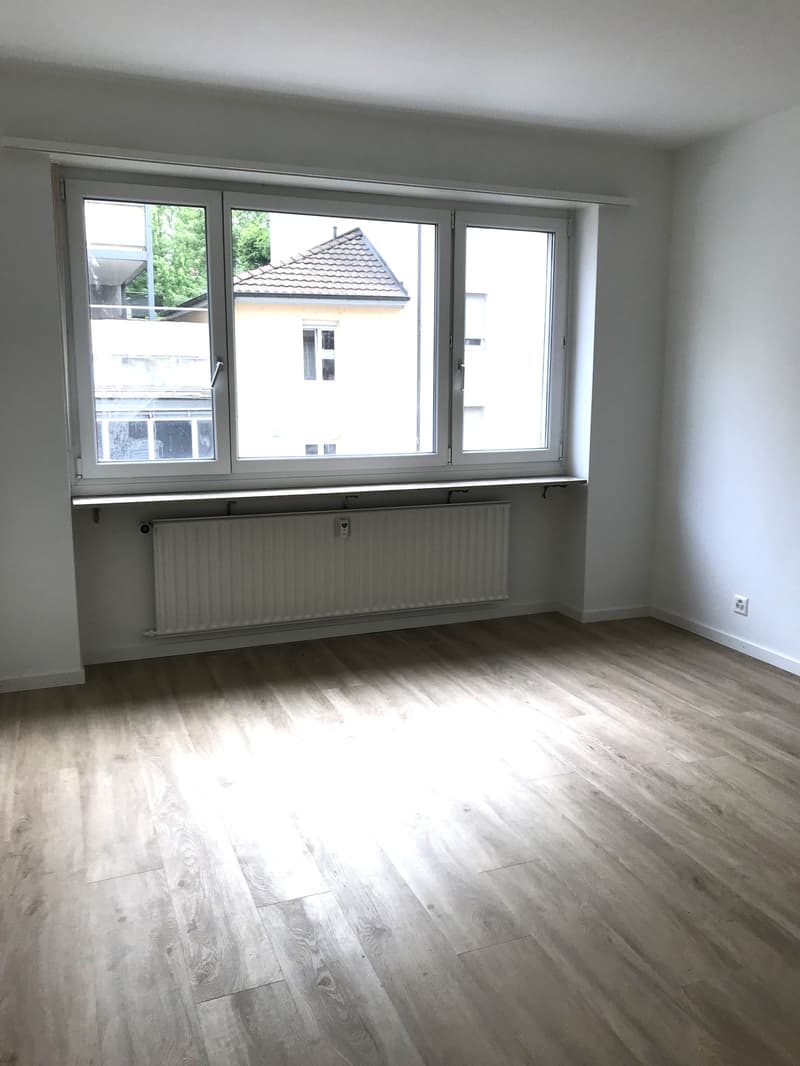 Hochwertig sanierte Wohnung mit Balkon (5)
