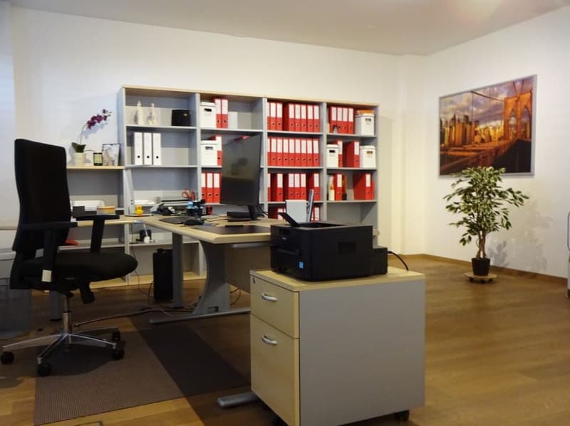 Ausgebaute Bürofläche mit guter Anbindung (5)