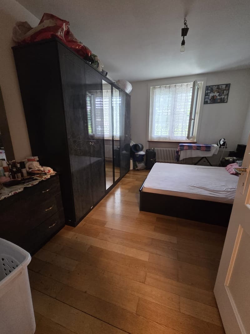 Charmante 3.5-Zimmer-Wohnung an zentraler Lage in Adliswil (5)
