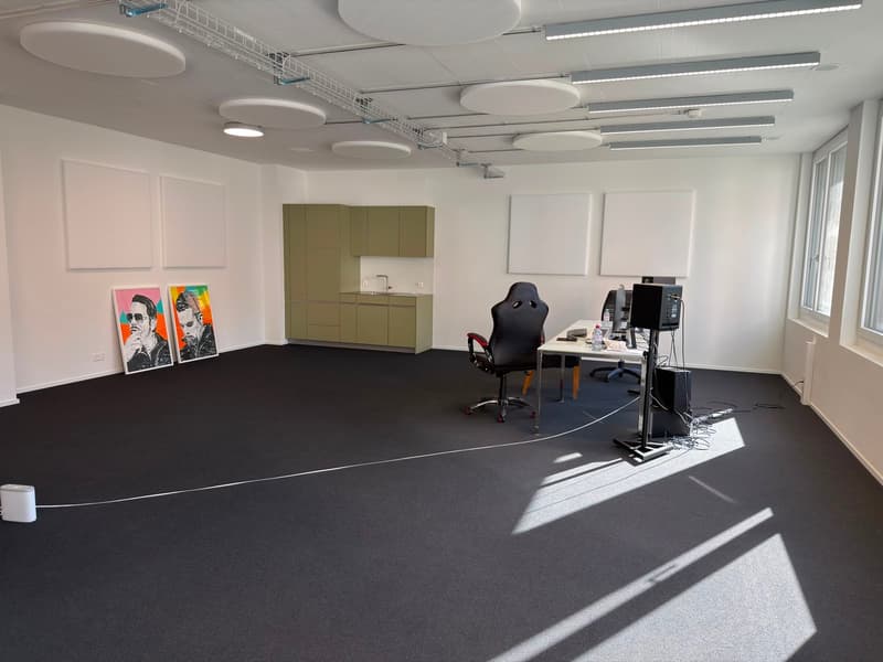 Moderne, voll ausgebaute Büro- / Gewerbefläche an Top-Lage (2)