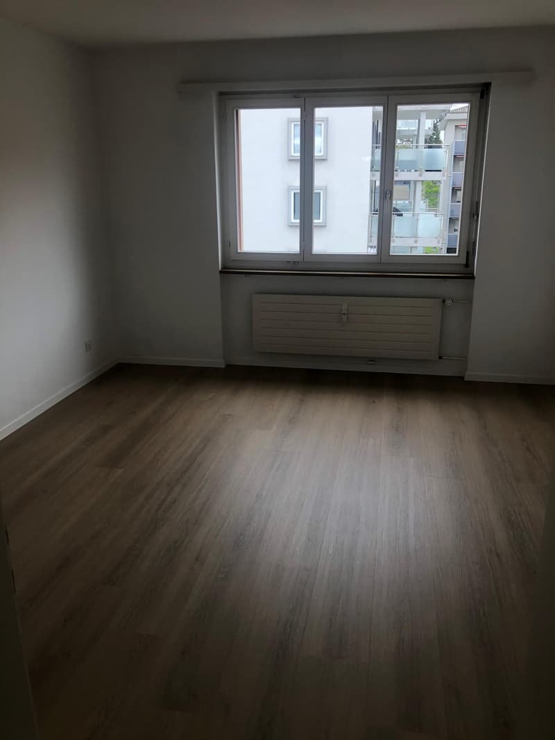 Helle und grosszügige 3.5-Zimmer-Wohnung mit Balkon in Kreuzlingen (5)