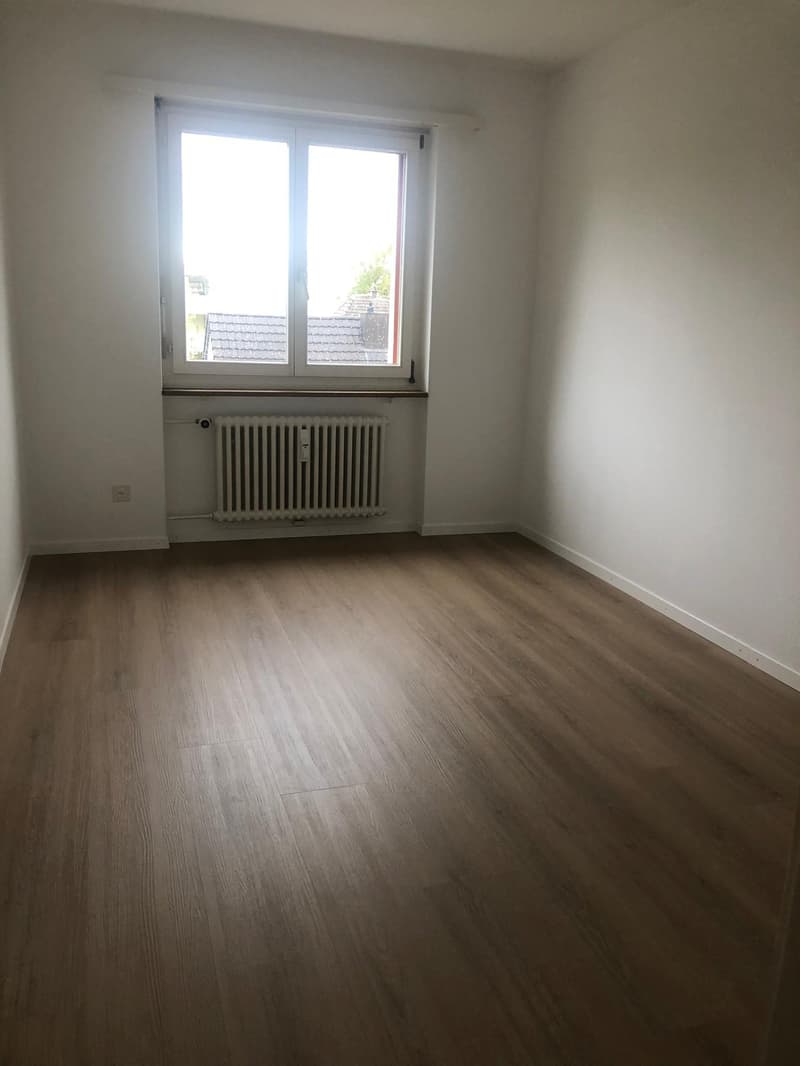 Helle und grosszügige 3.5-Zimmer-Wohnung mit Balkon in Kreuzlingen (4)