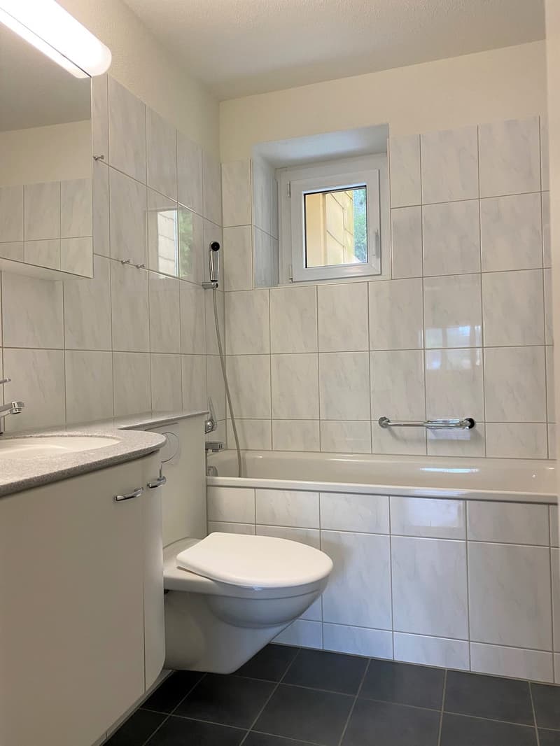 4-Zimmerwohnung im 5. OG in Stansstad (4)