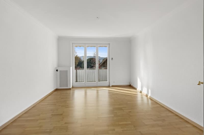 Bitte beachten Sie, dass es sich hierbei um Vergleichsbilder und nicht um Aufnahmen der Wohnung handelt.
