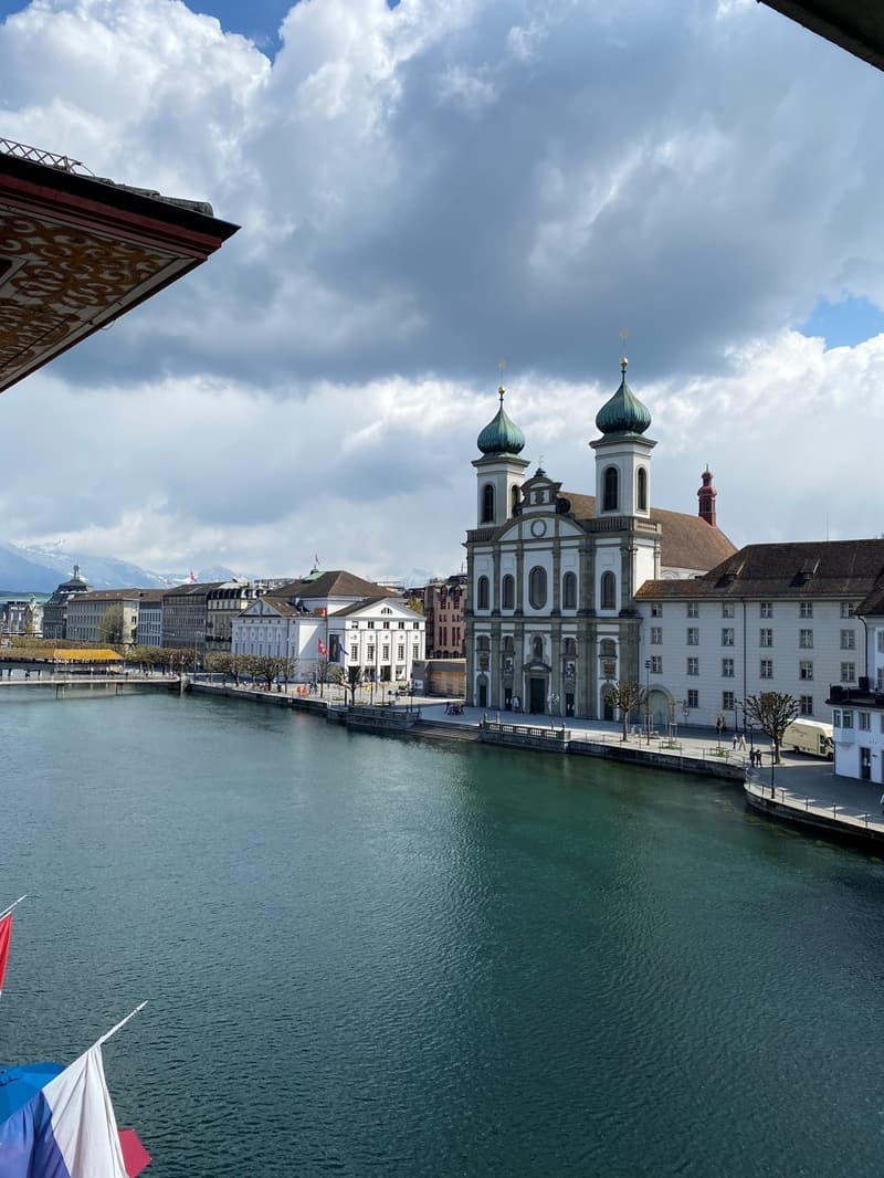 Historisches Wohnen direkt an der Reuss  3-Zimmerwohnung in der Luzerner Altstadt (4)