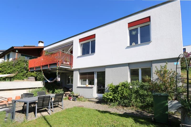 Freistehendes 6- Zimmer-Einfamilienhaus mit Einliegercharakter (1)