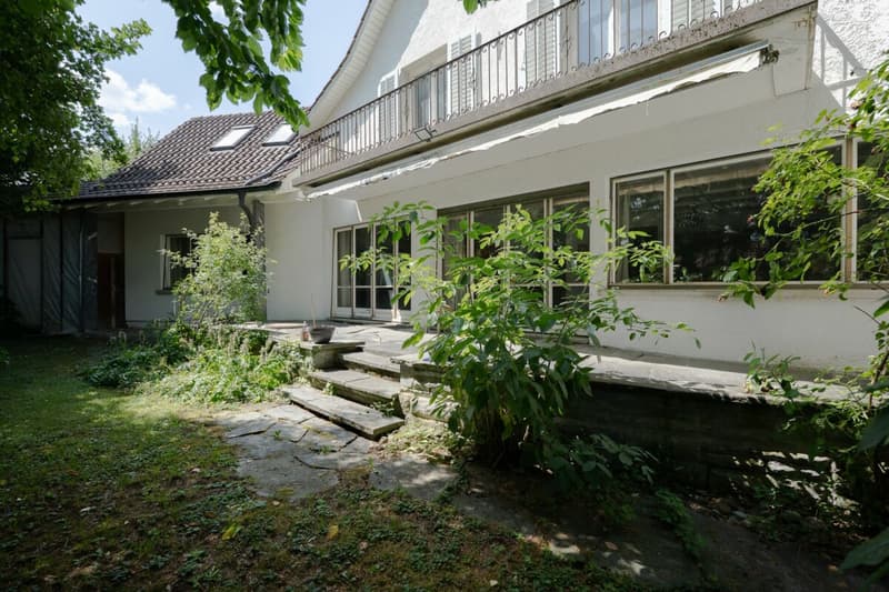 Historische Landhausvilla in ruhiger Lage (18)