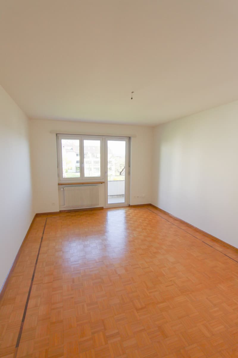Schöne 2-Zimmer-Wohnung an Toplage in Höngg (2)