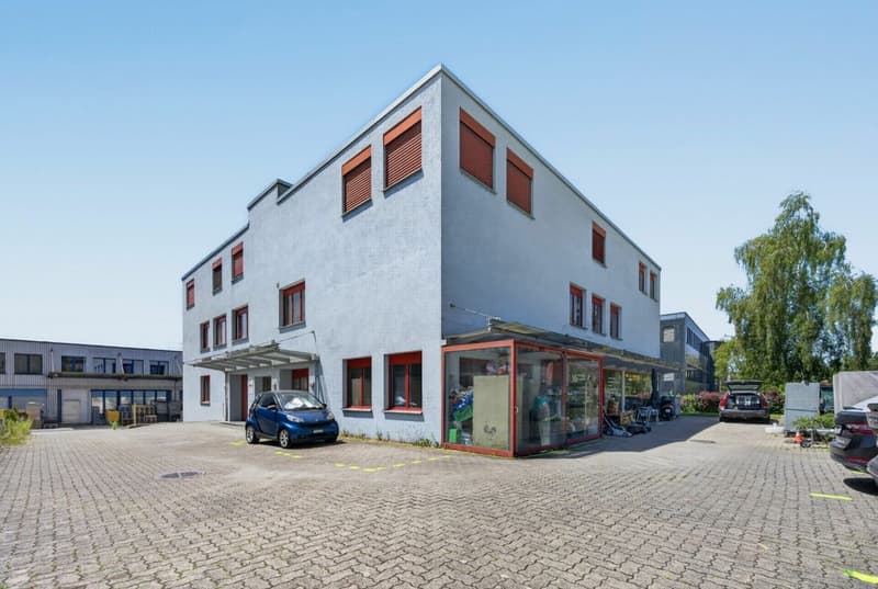 Attraktive Gewerbefläche mit vielseitigen Nutzungsmöglichkeiten in Geroldswil (1)