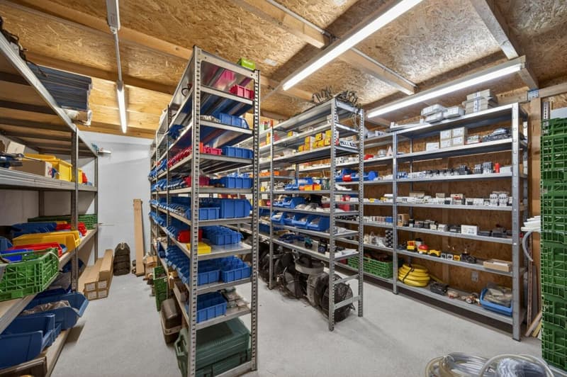 Attraktive Büro- und Lagerfläche (12)