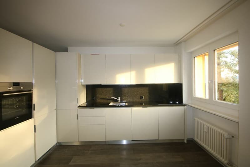 Moderne Wohnung | Ideale Anbindungen | Gepflegte Überbauung (1)