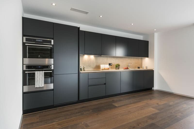Stilvolle, moderne Wohnung in gepflegter Überbauung! (2)