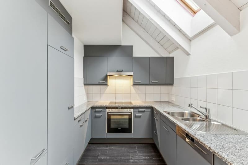 Grosszügige, moderne Wohnung in parkähnlicher Umgebung (7)