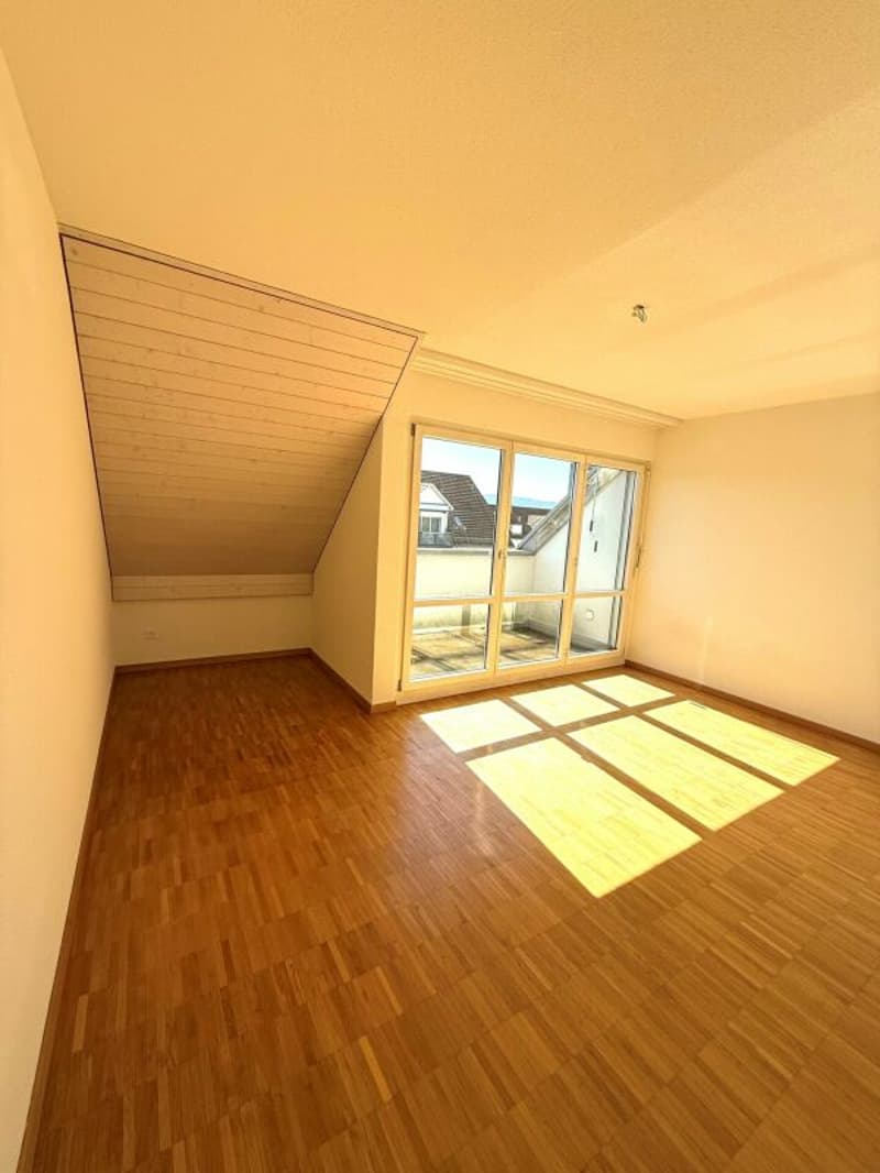 4.5-Zimmer-Maisonette-Wohnung an ruhiger & zentraler Lage (13)