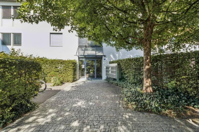 Grosszügige Wohnung in parkähnlicher Umgebung (10)