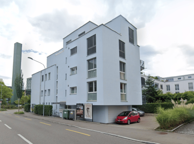 Grosszügige 3.5-Zimmer-Wohnung an guter Lage (1)
