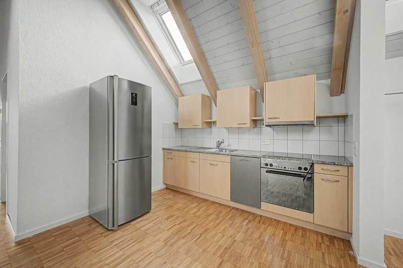 Gemütliche 2.5-Zimmer-Wohnung in grüner Umgebung (2)