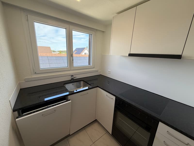 Charmante 1.5-Zimmer-Dachwohnung in Aadorf – sofort verfügbar (3)