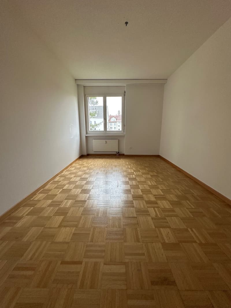 Helle 4.5-Zimmer-Wohnung mit sonnigem Balkon in Weinfelden (3)