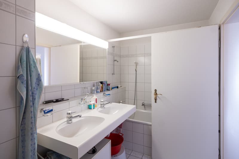 Charmante 3.5-Zimmer-Wohnung mit Balkon (5)