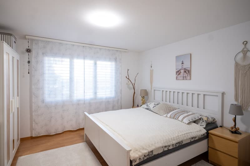 Schöne 4.5-Zimmer-Wohnung in ruhigem Quartier (5)