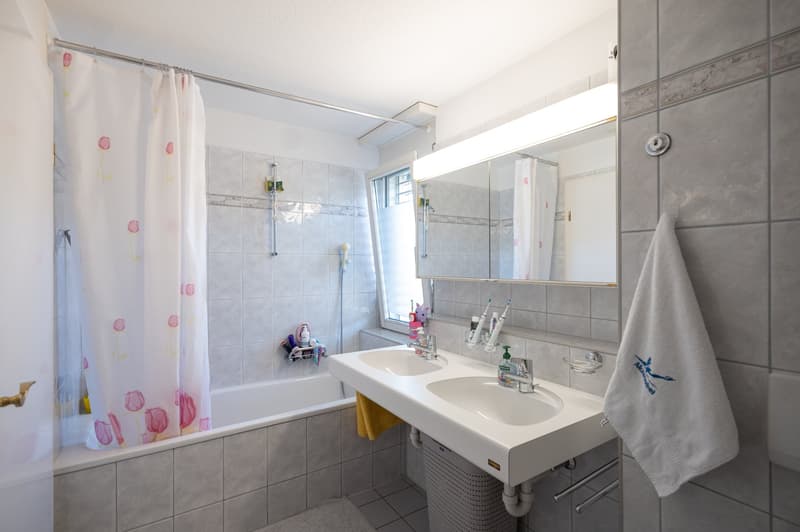 Tolle 4.5-Zimmer-Wohnung in beliebtem Quartier (5)