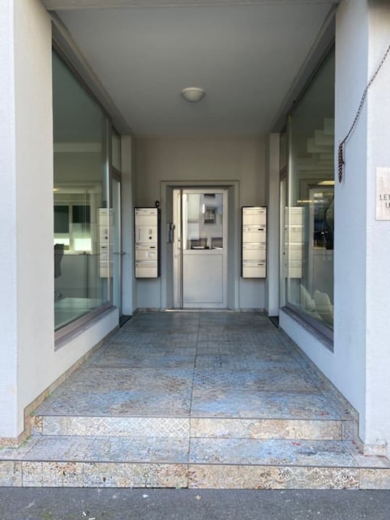 Repräsentrative Büroetage in der Altstadt von Herisau 5,5 Zimmer (4)