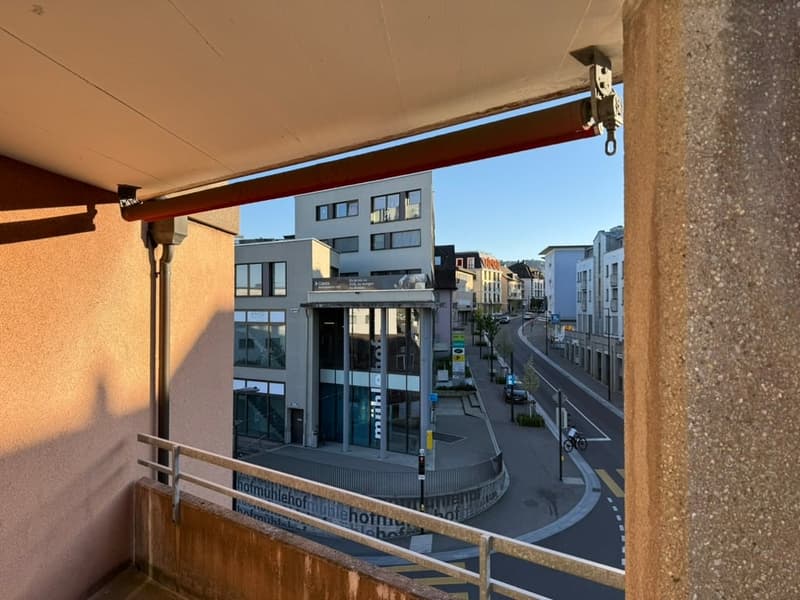 Helle 2.5-Zimmer-Wohnung an zentraler Lage (11)