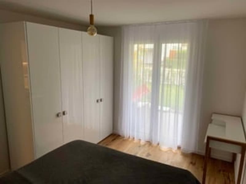 Luxuriöse 2 1/2 Zimmer-Wohnung mit eigenem Waschturm und grossen Balkon (9)