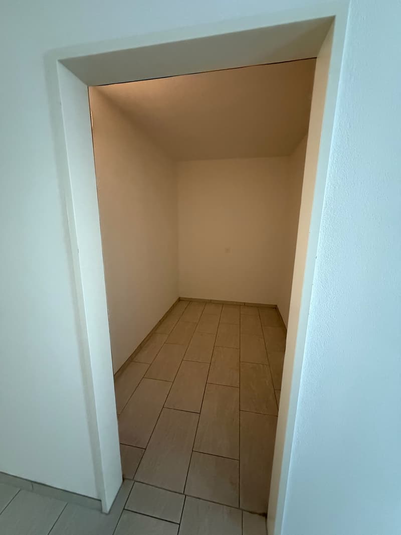 6.5 Zimmer Wohnung in Uzwil Zentrum mit Terrasse, Lift und 2 Bädern (13)