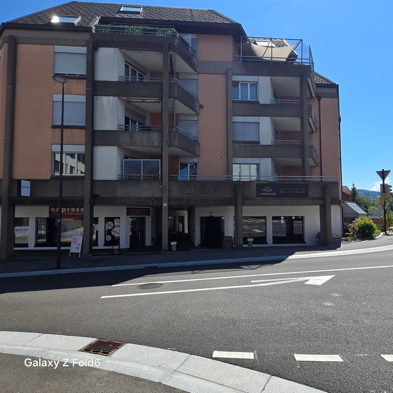 6.5 Zimmer Wohnung in Uzwil Zentrum mit Terrasse, Lift und 2 Bädern (2)