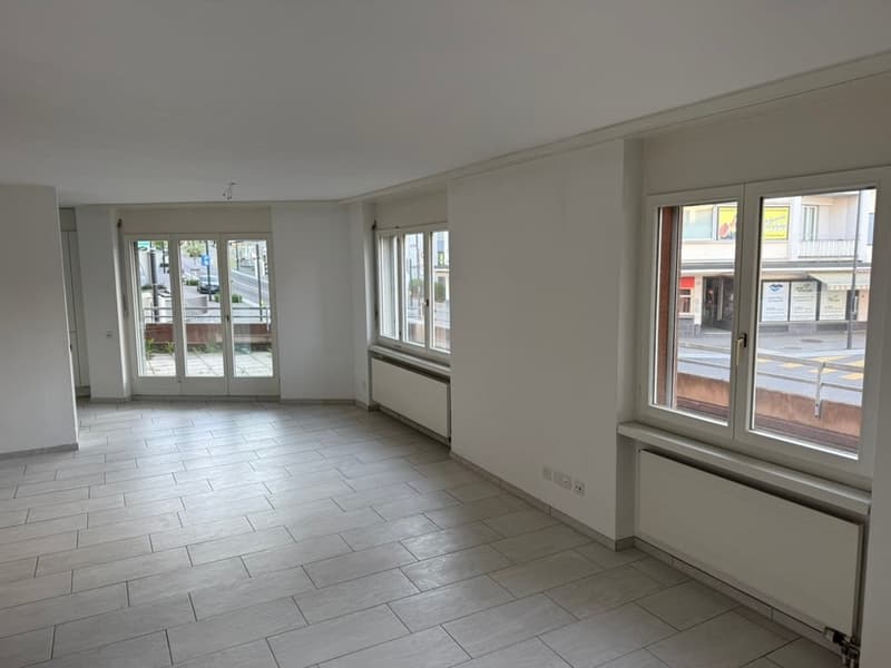 6.5 Zimmer Wohnung in Uzwil Zentrum mit Terrasse, Lift und 2 Bädern (4)