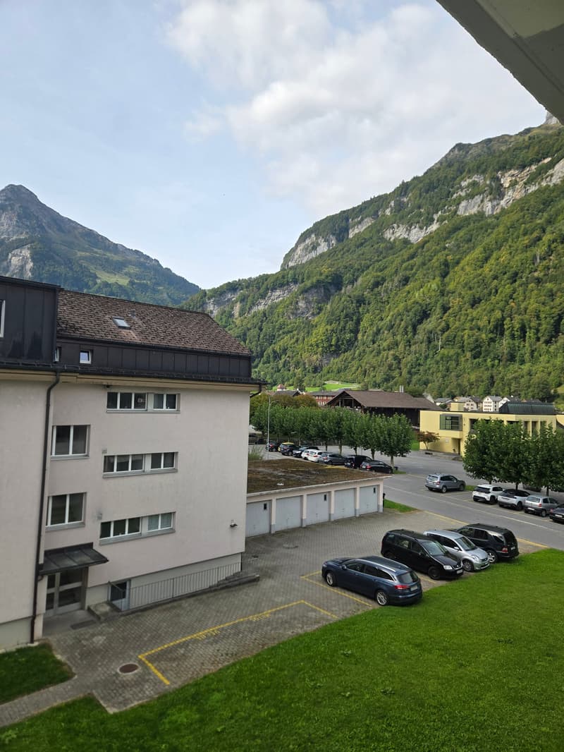 Exquisite 3 Zimmer-Wohnung mit Terrasse (12)