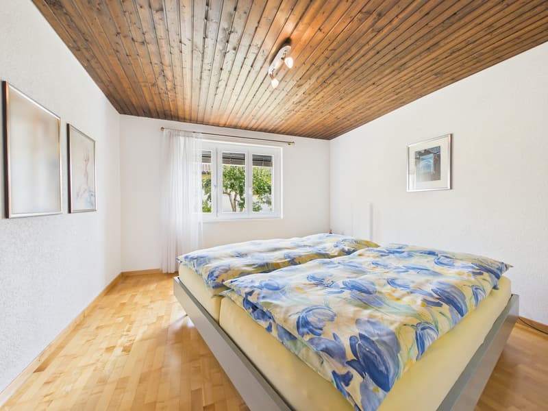 Gepflegtes 5.5-Zimmer Einfamilienhaus mit grosszügigem Umschwung (9)