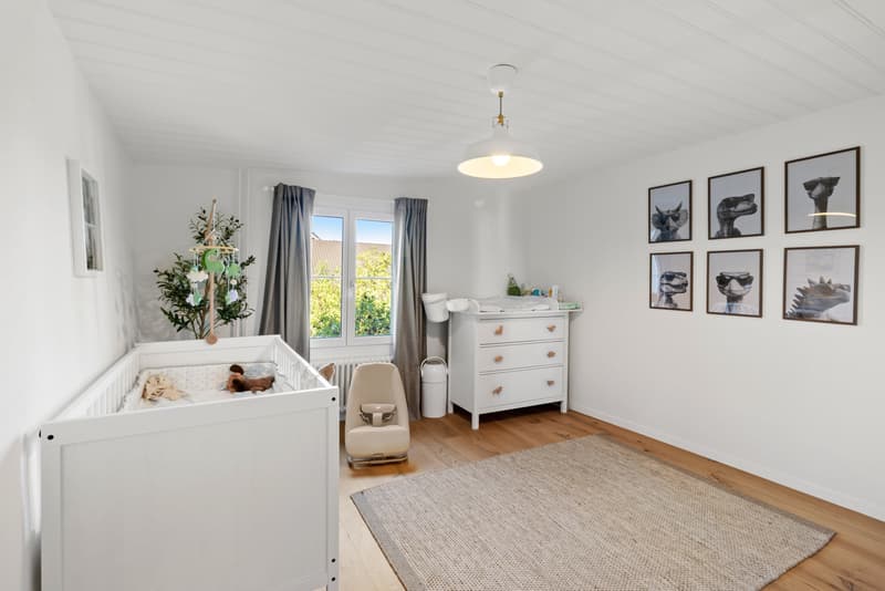 7-Zimmer Reihenhaus mit Charme in Wilchingen kaufen (7)