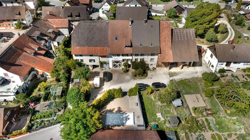 7-Zimmer Reihenhaus mit Charme in Wilchingen kaufen (11)