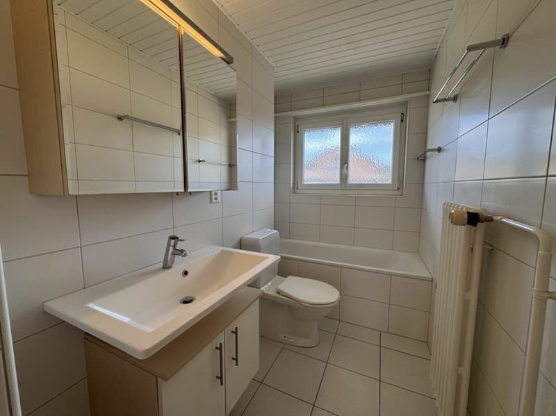 Helle 4.0-Zimmerwohnung mit Balkon - frisch renoviert (8)