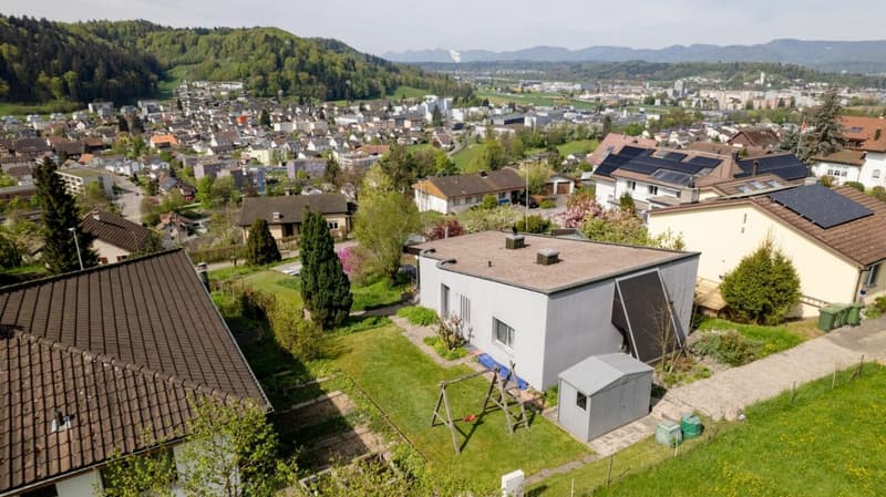 Freistehendes Einfamilienhaus mit Aussicht über Gränichen (2)
