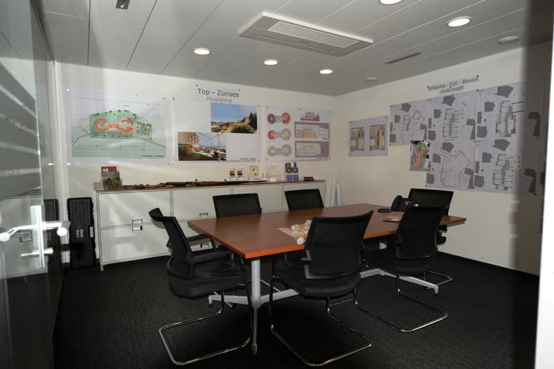 Büroraum im klimatisierten Businesscenter im hotelartigen Umfeld (5)