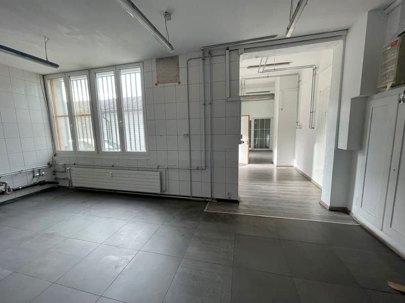 Gewerbezentrum Wöschnau: Lagerraum zu vermieten (9)
