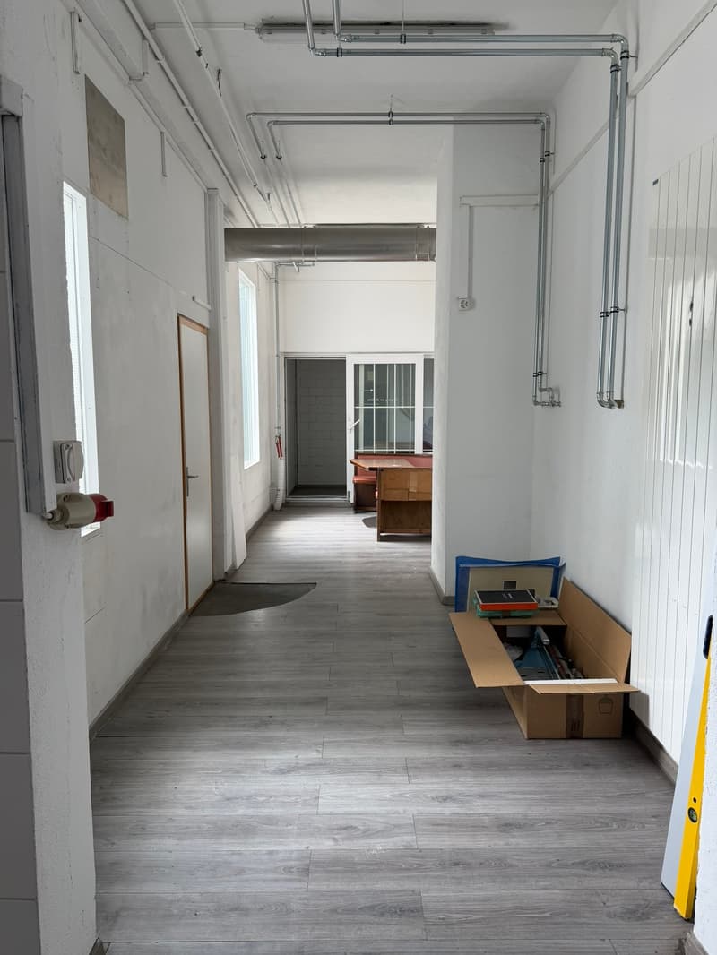 Gewerbezentrum Wöschnau: Lagerraum zu vermieten (11)