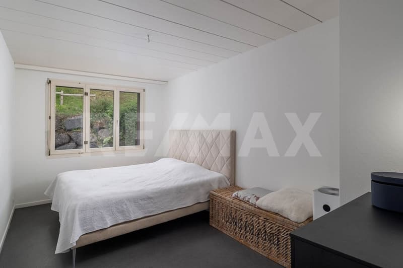 Exklusivität auf drei Etagen - Moderne 6.5-Zimmer-Doppelhaushälfte (13)